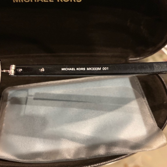 Michael Kors Glasses - Picture 5 of 6